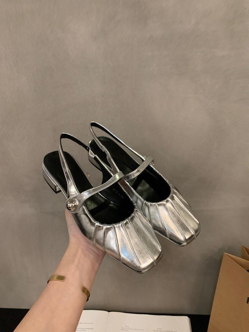 

Французские темпераментные босоножки с завязками на голове на низком каблуке, туфли-сандалии, новинка лета 2024 года, серебряные туфли Мэри Джейн на плоской подошве 38 серебряный