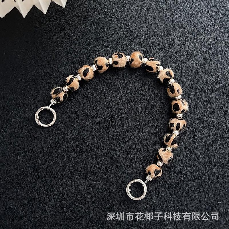Autumn Winter Trendy Ins Leopard Print Beaded Wrist Strap Red Phone Chain Crossbody Lanyard Convenient Mobile Phone Straps Acrylic&Silver bead leopard print short chain - чистый
