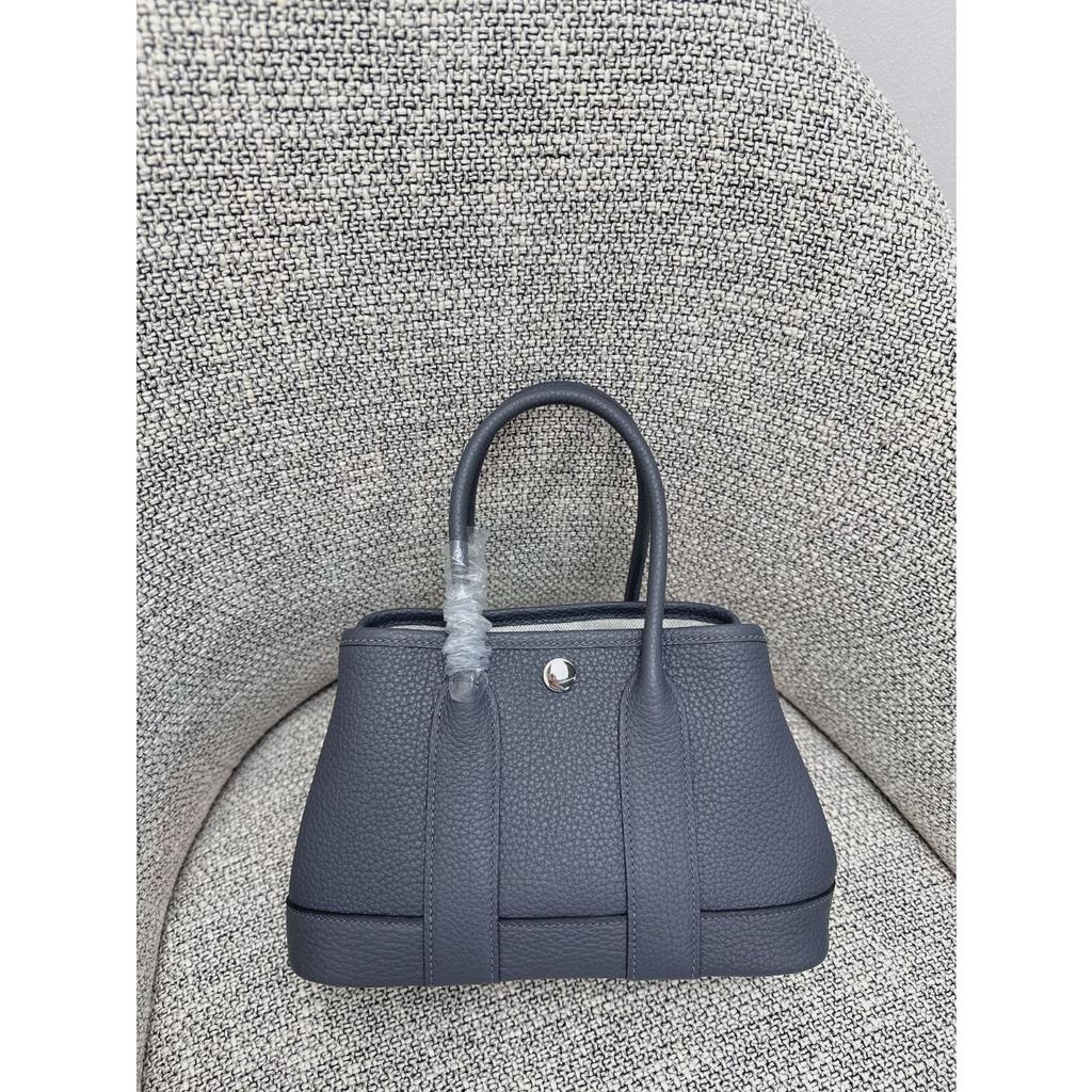 Borsa da giardino cucita a mano con filo cerato, ferramenta interamente in acciaio, borsa da donna portatile in pelle bovina primo strato con motivo a collo di mucca Ntogo