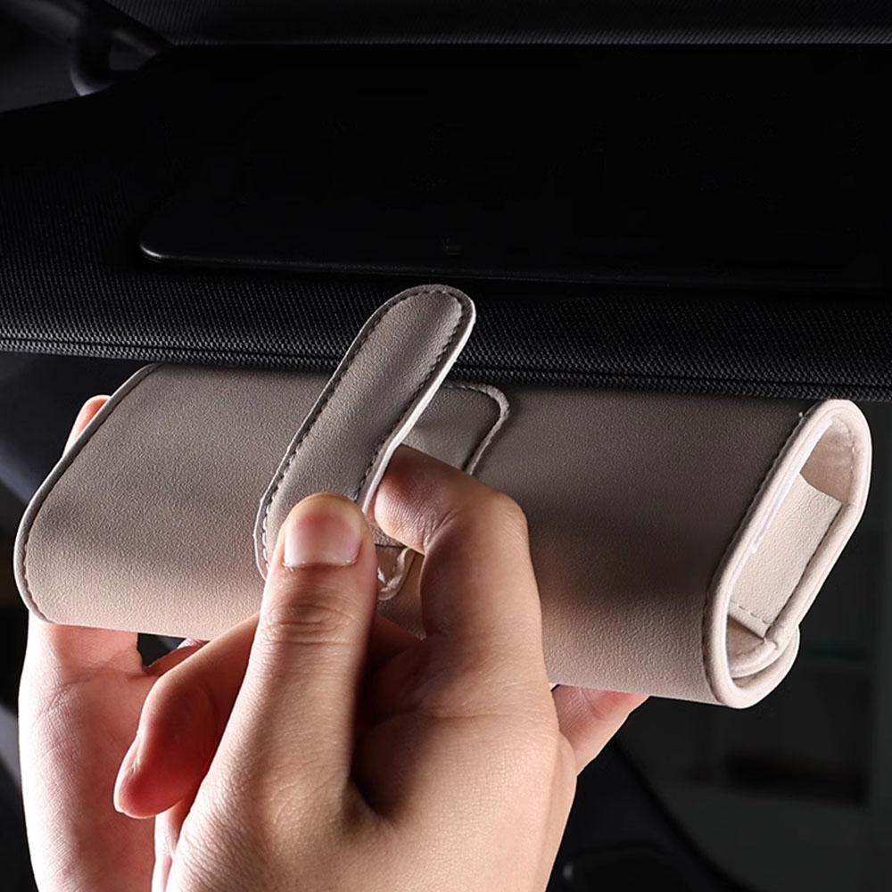 Sunglasses Case Magnetic Flannel Sun Visor Glasses Holder for Ford Mustang Chevrolet Silverado Jeep Grand Cherokee Accessory
