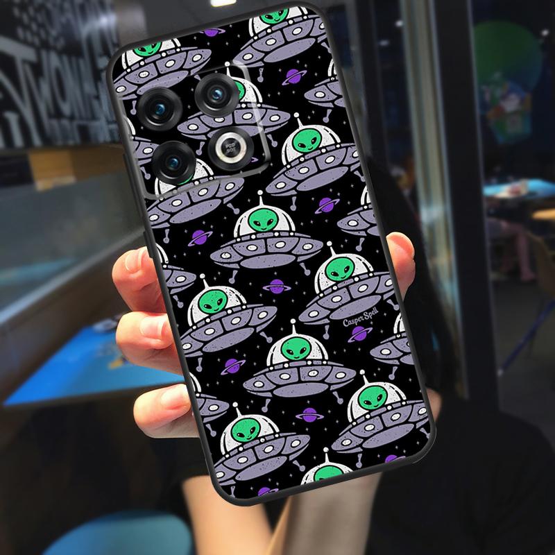 Aesthetics Cute Cartoon Alien Funda For OnePlus 12R 13 R 12 11 9 10 Pro 8T 9RT 10T OnePlus Nord 4 CE 2 3 Lite N20 N30 Case