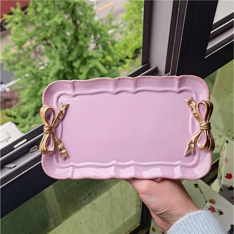 Non-slip Resin Jewelry & Cosmetic Display Tray for Bathroom