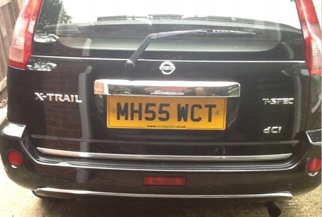 Nissan X-Trail T-30 T30 - Chrome Strip On Tailgate