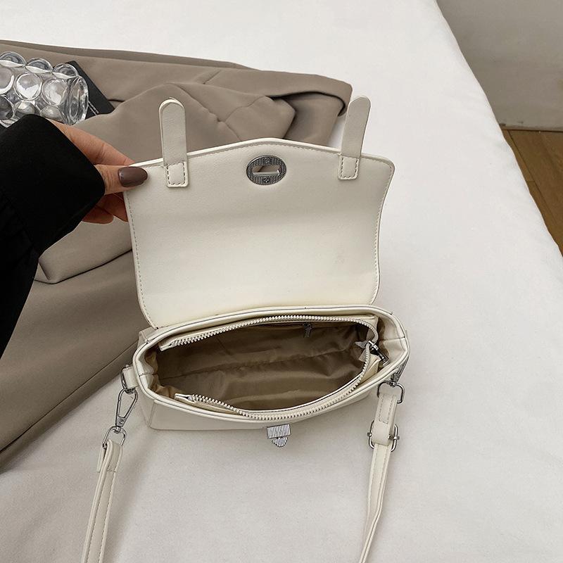 Summer new fashionable solid color lock flip bag versatile portable shoulder oblique span women's bag