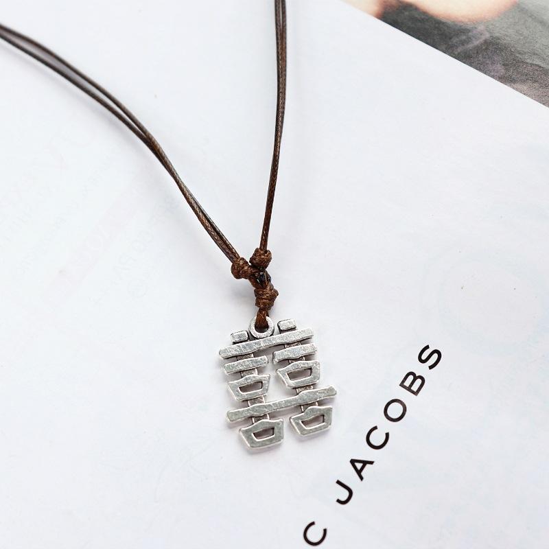 Retro Small Fresh Mori Minimalist Necklace, Ethnic Style Antler Pendant, Couple Versatile Long Sweater Chain Accessories