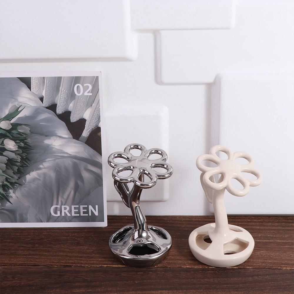 Flower Shaped Ceramic Toothbrush Holder Space Saving Water-proof Tooth Brush Storage Racks Anti-slip Stable Toothbrush Bracket