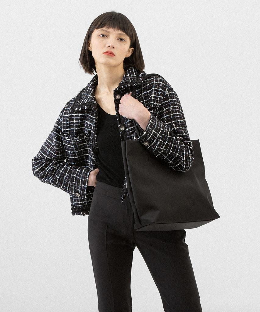 Trm Trm Recycled Nylon Square Shopper Bag T04W