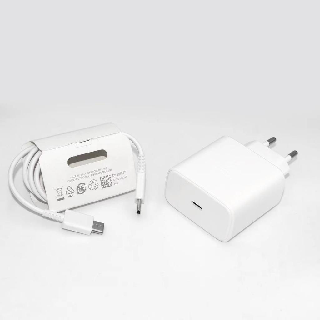 Samsung Galaxy S21/S22 Ultra Charger: PD45W Super Fast Charging for EU/US/UK.