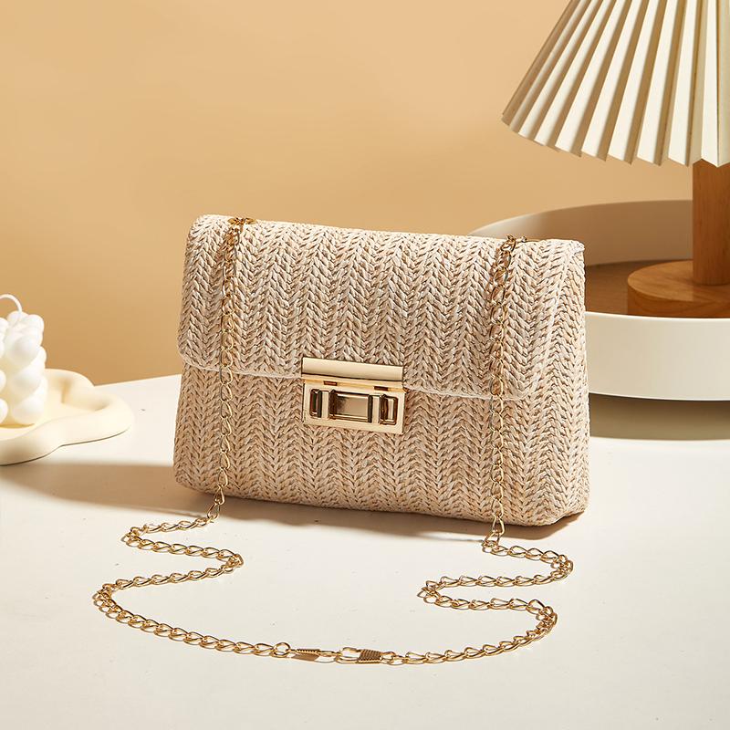 Crossbody Bag for Women Chain Strap Summer Beach Straw Flap Handbag Stylish Accessory Shoulder Bag for Day-to-Night Outfits