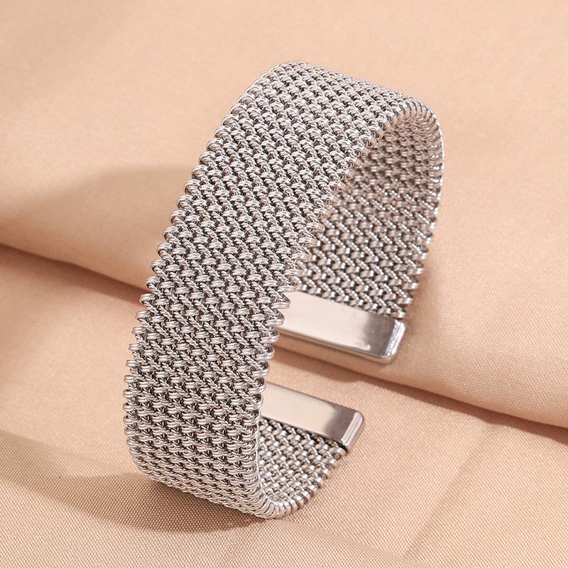 Women s Luxury Titanium & Stainless Steel Braided Bracelet