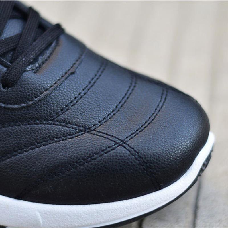 2025 Erkek Spor Ayakkabılar Erkek Kadın Koşu Ayakkabıları Hafif Rahat Günlük Yürüyüş Ayakkabıları Yürüyüş Spor Ayakkabıları Büyük Beden38-47