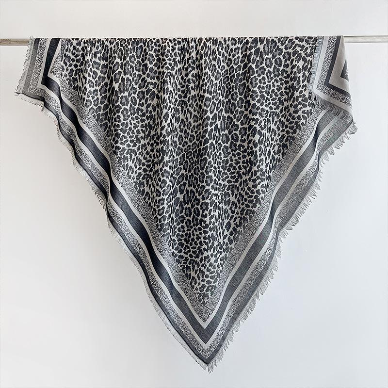 Spring and Autumn new rice gray leopard print scarf women's double-sided imitation cashmere thickened warm fringed large square scarf shawl dual-p