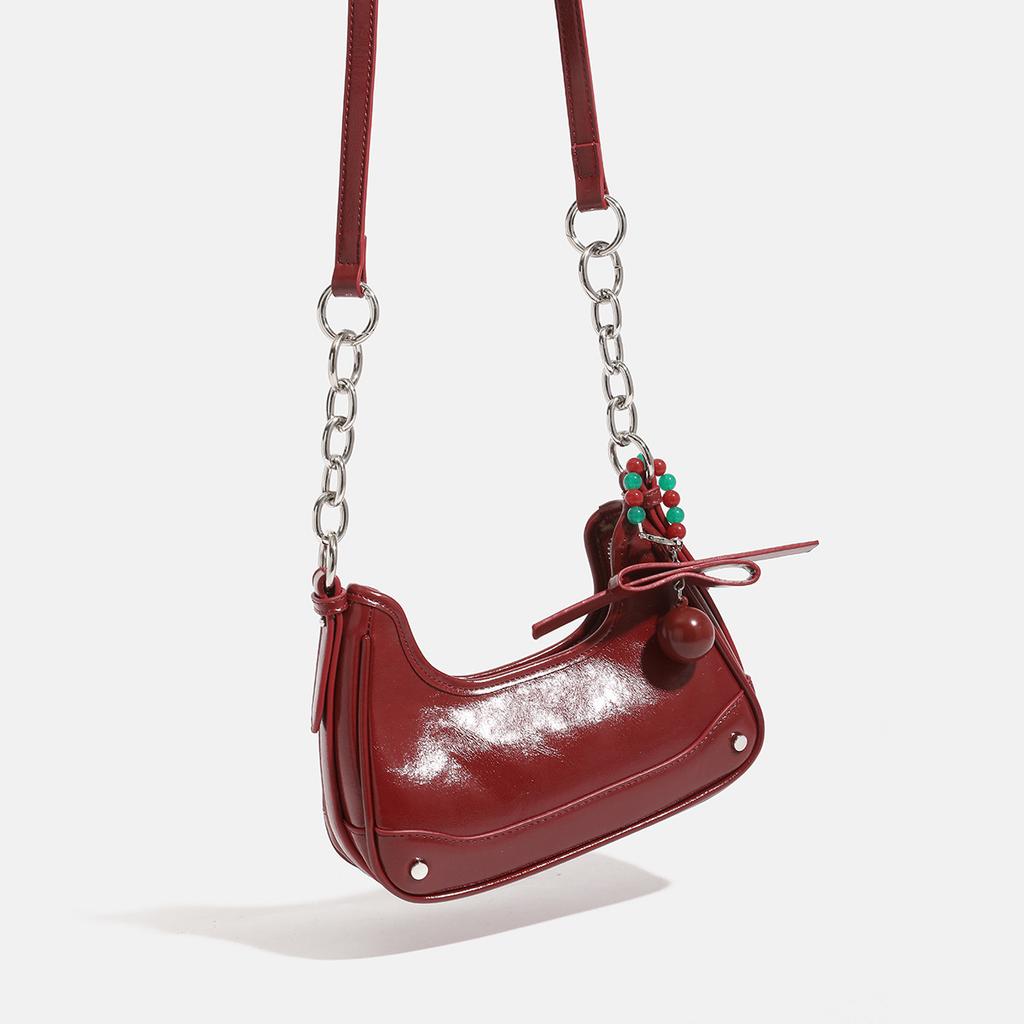 Charming Magnetic Attraction Niche Chain Red Wedding Bag Underarm Bag 2024 New Model High-end Sweet Cool Hot Girl Style Single Shoulder Crossbody Bag