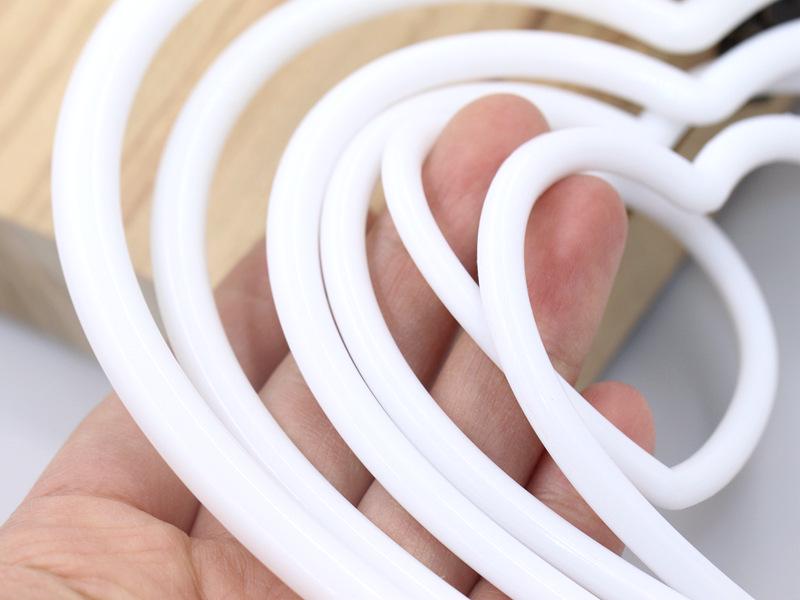 White Round Heart-shaped Plastic Ring for DIY Crafts and Dreamcatchers