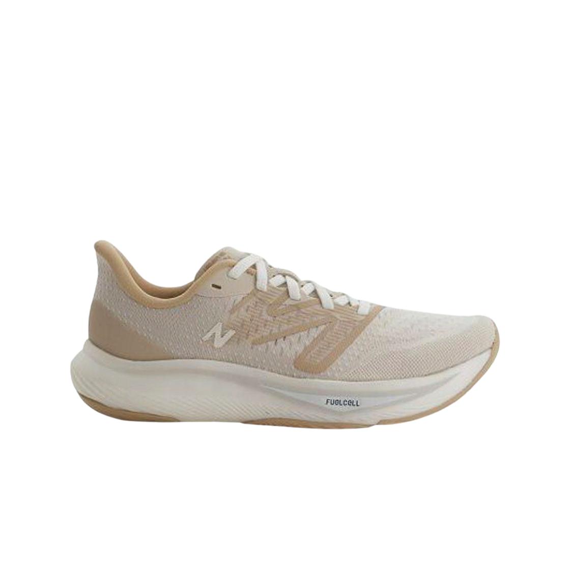 

New Balance Fuelcell Rebel V3 Beige - 2e Wide 220