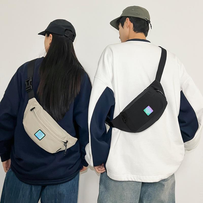 Japanese and Korean tooling labeling spring and summer color breast bag sports style leisure shoulder crossbody fanny pack