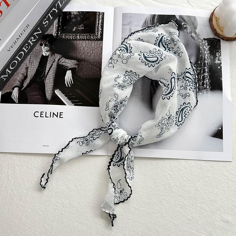 Schals im Ethno-Stil Künstlerischer Schal mit Blumendruck Dreieckstuch Haarband Retro-Schal Damenschal