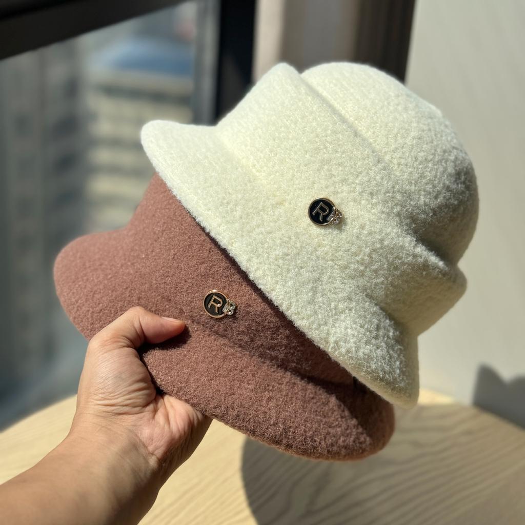 Hepburn Style Woolen Top Hat for Women in Autumn and Winter Elegant and Warm Fisherman Hat High End New Fashion Basin Hat