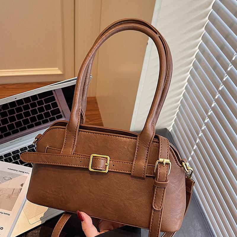 A Fashionable, Simple and Elegant Casual Single-shoulder Bag for Women with A Large Capacity Under The Armpits