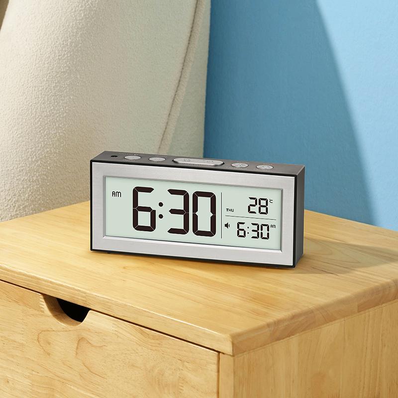 Digital Desk Clock LCD Retro Alarm Clock for Bedrooms Travel Temperature Display Backlight Calendar Battery Operated