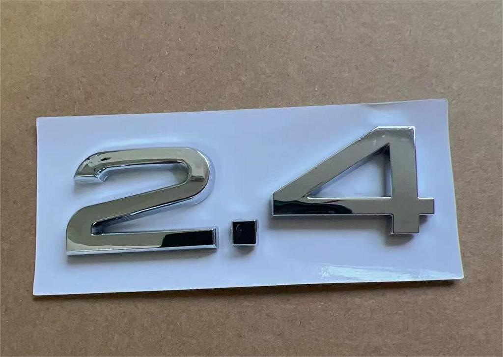 1X ABS Chrom Glänzend Schwarz 2.4 3.2 4.2 Buchstaben Auto Kofferraum Emblem Abzeichen Aufkleber Für A4 B7 TT Q5 Q7 A6 S6 S5 S4 RS5 Zubehör