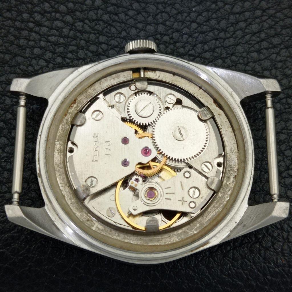 INDIAN VINTAGE HMT HAND-WINDING MENS GREEN COLOR DIAL WATCH A702815-1 R211-a702815