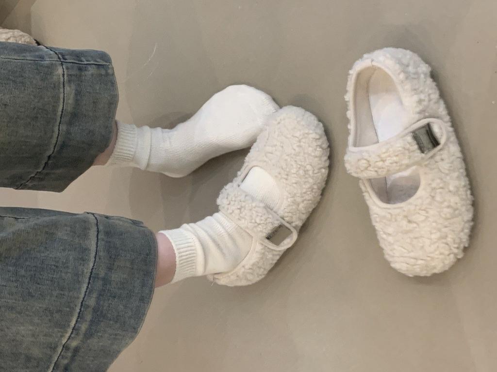 Mao Mao shoes wear Doudou shoes outside, winter small fragrant wind gentle and cute fairy wind velvet Mary Jane shoes