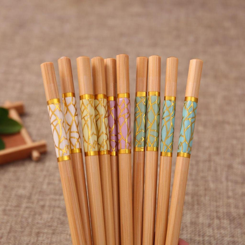 High-Grade Single-Use Anti-Slip Bamboo Chopsticks - Mildew-Resistant, Eco-Friendly, Color-Coded Chinese Style