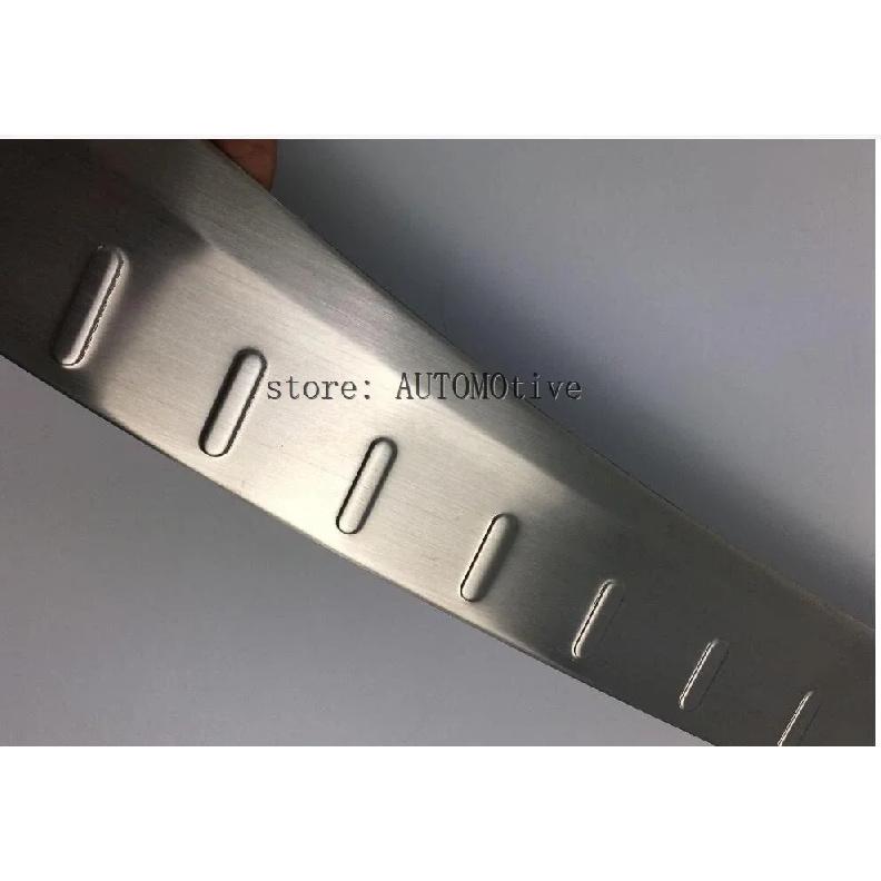 Stainless Steel Inner Rear Bumper Protector Sill Trunk Tread Plate Trim Fit For Toyota RAV4 RAV 4 2014 2015 2016