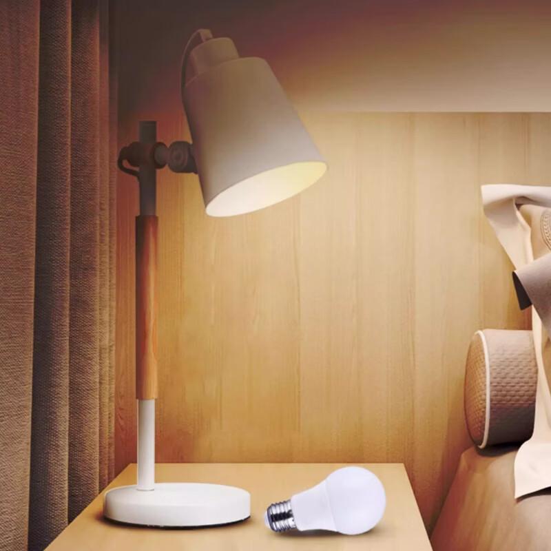 Feng Jin Zhu E27 Super Bright LED Light Bulb
