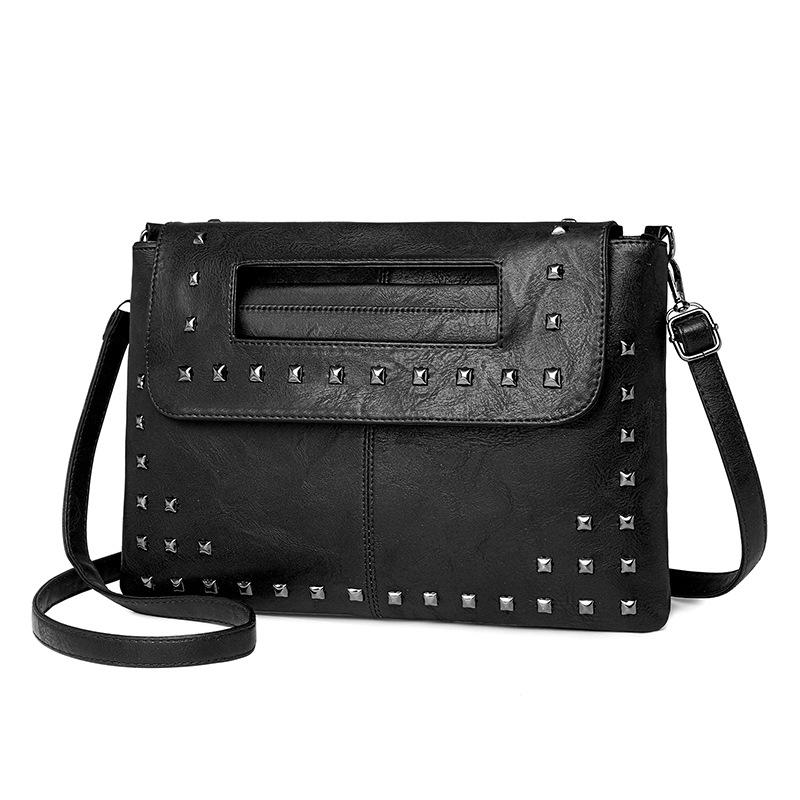 Rivet Envelope Bag Women's Shoulder Crossbody Bag Large Capacity Mobile Phone Coin Purse