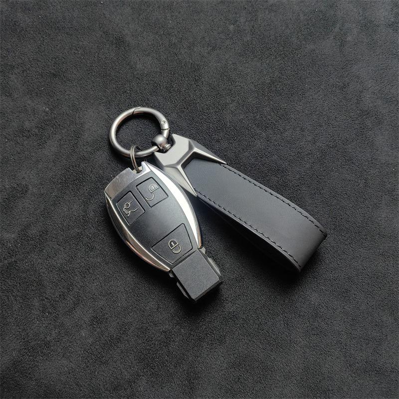 High-end PU Leather Car Keychain Anti-Loss Key Ring For Porsche Cayenne Panamera Macan Boxster 911 Carrera-GT 928 944 Accessory RT9