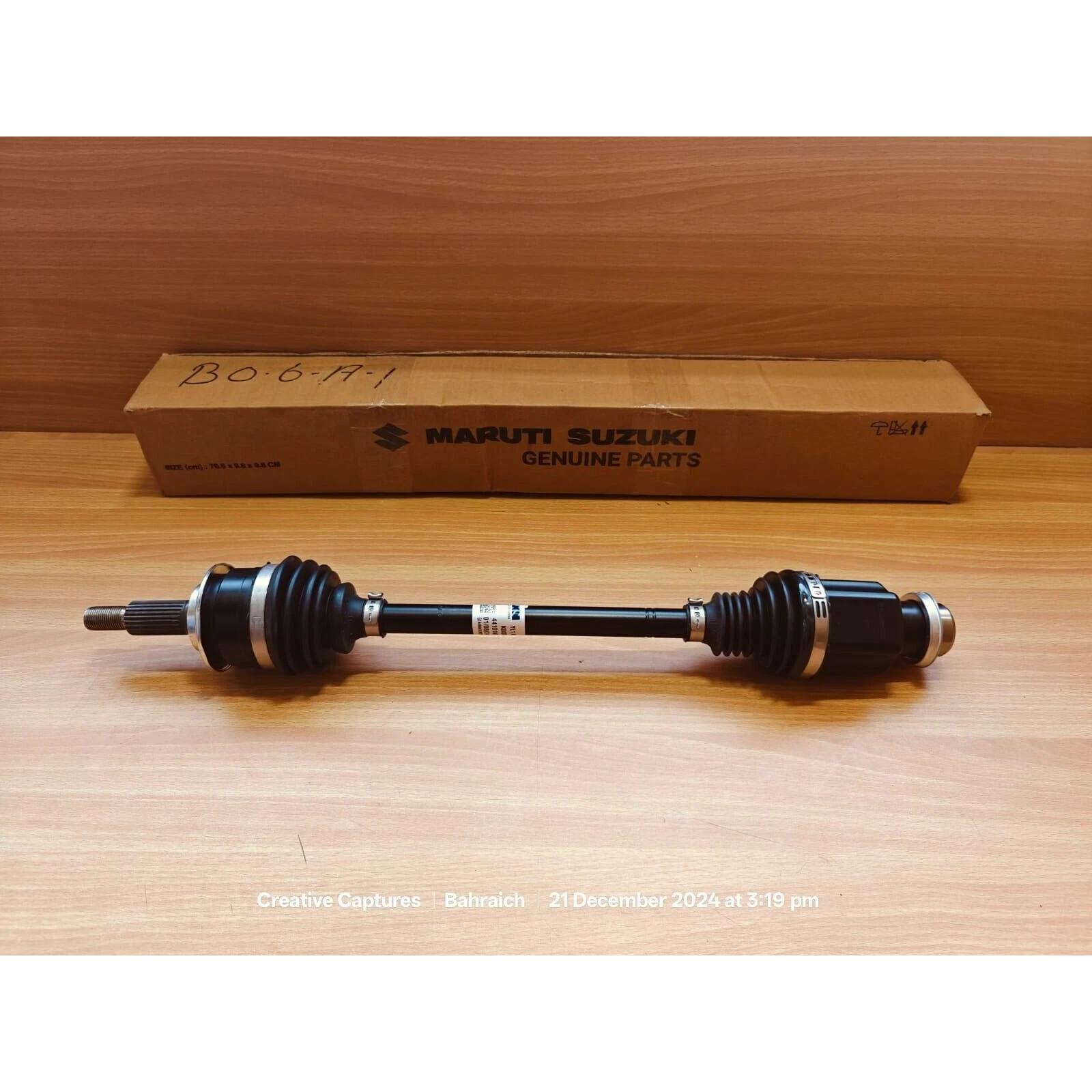 

New Genuine Drive Shaft Assy Right Side 44101-79P30