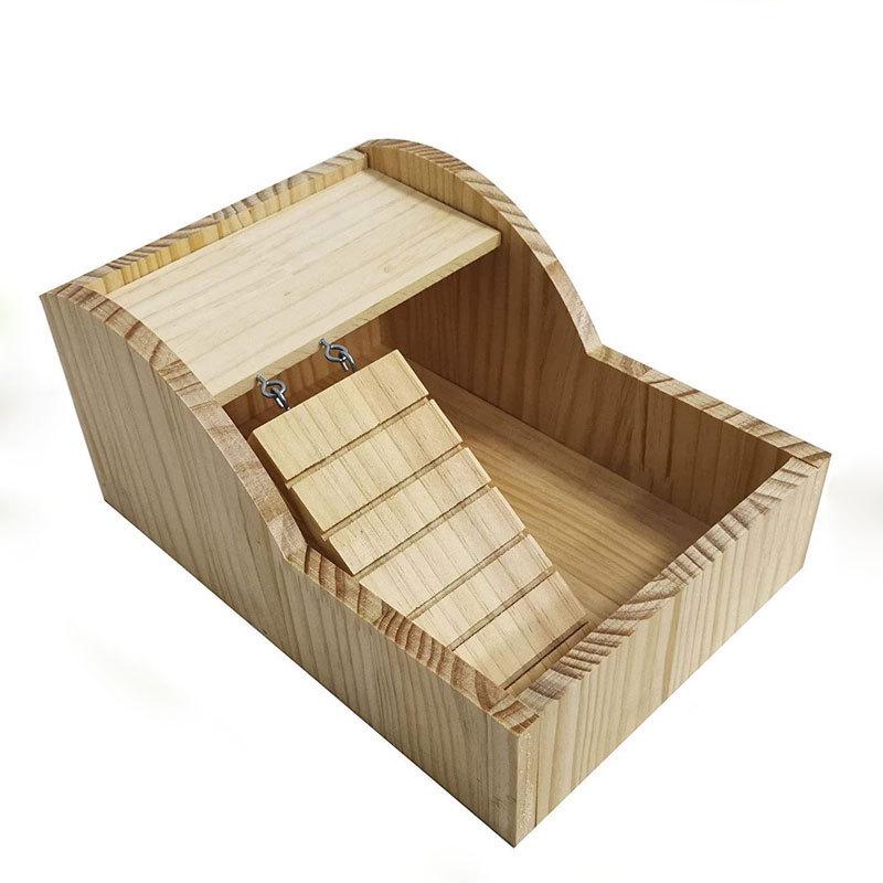 Drewniane Pudełko do Gryzienia, Wspinaczki i Kąpieli Piaskowych dla Chomika - Uniwersalne Akcesoria do Życia na Wszystkie Pory Roku