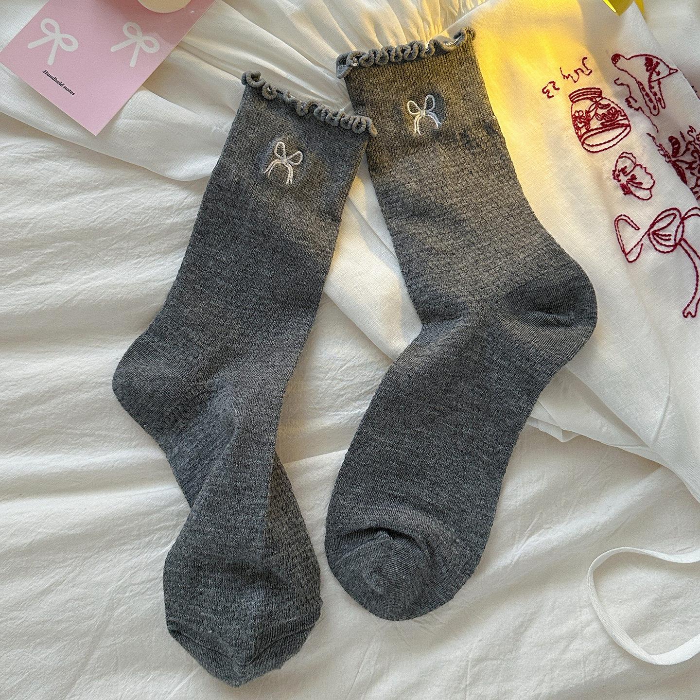 

Sock Children s Mid-calf Socks, Summer Style with Wooden Ear Embellishments and A Thin Open-weave Embroidered Butterfly Knot Design. 1 pair темно-серого