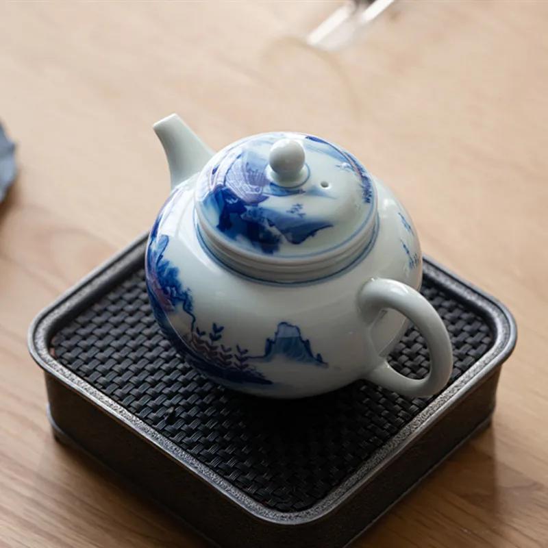 330ml Retro Blue and White Porcelain Teapots Exquisite Handmade Ceramic Kettle Travel Portable Tea Pot Chinese Tea Set Drinkware