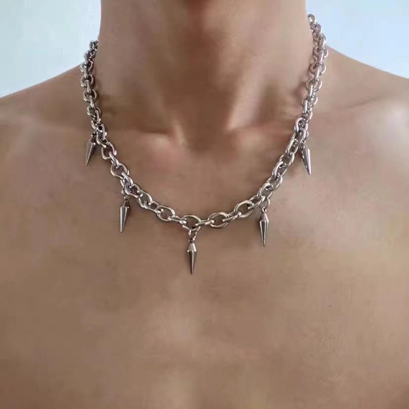 Punková nýtovaná křížová klíční řetízek Choker náhrdelník pro muže a ženy