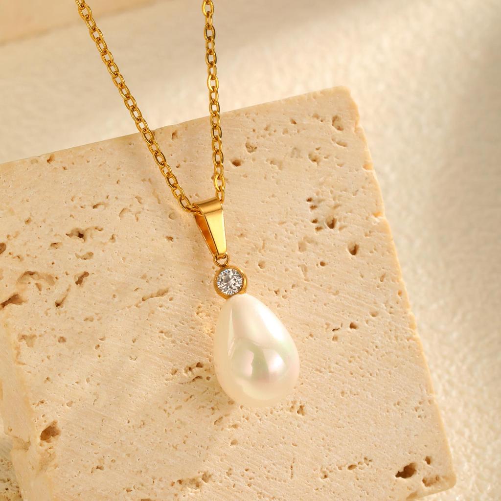 Exquisite Zircon Imitation Pearl Pendant Necklace for Women,Gold Color Stainless Steel Water Drop Necklaces,Fashion Jewelry Gift