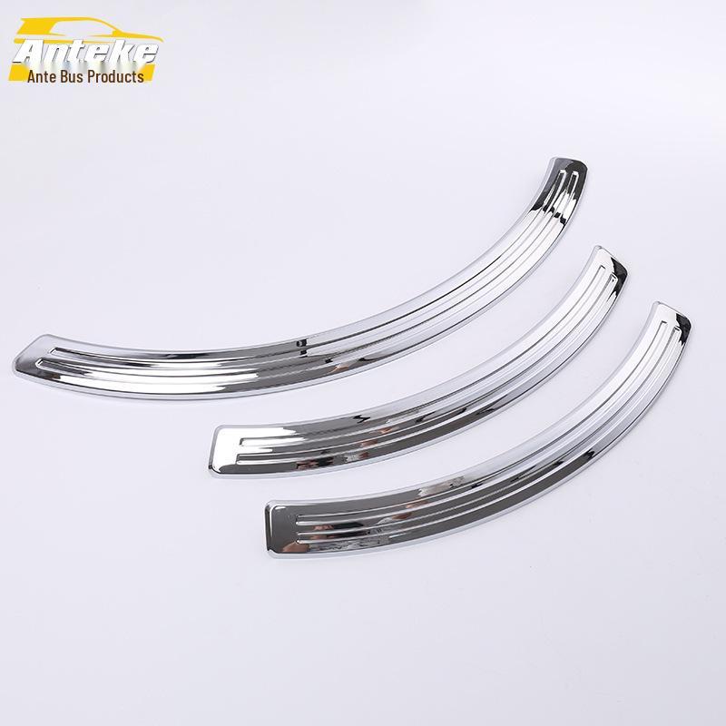 

Prado 14 Накладка на крышку запасного колеса с декоративной полосой и стоп-сигналом