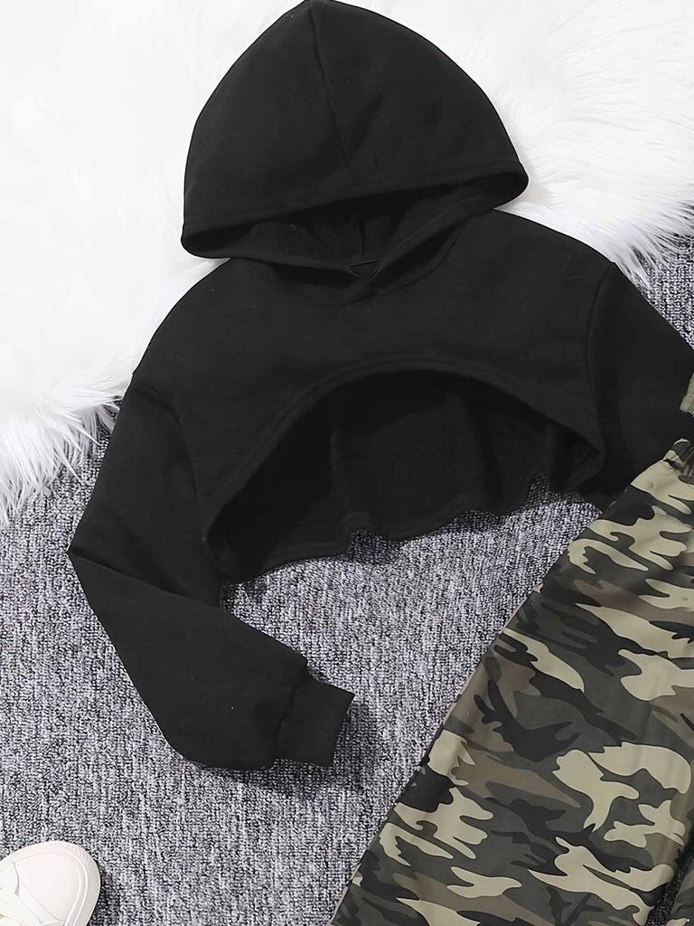 Mädchen 3-teiliges Langarm Cropped Hoodie Schmetterlingsstickerei Unregelmäßiger Saum Gestreiftes Tanktop Camouflage Jogginghose