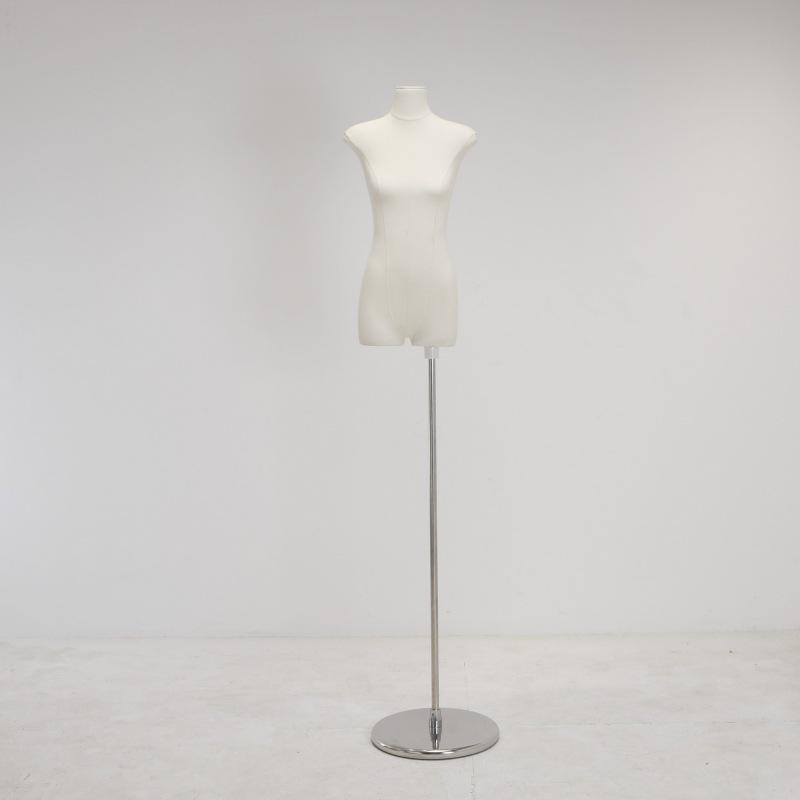 Korean Style Female Mannequin with Flat Chest for Clothing Display