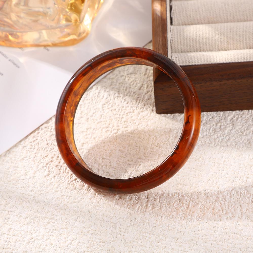 European & American Geometric Ombre Coffee Resin Bangle Bracelet - Unique Design Jewelry