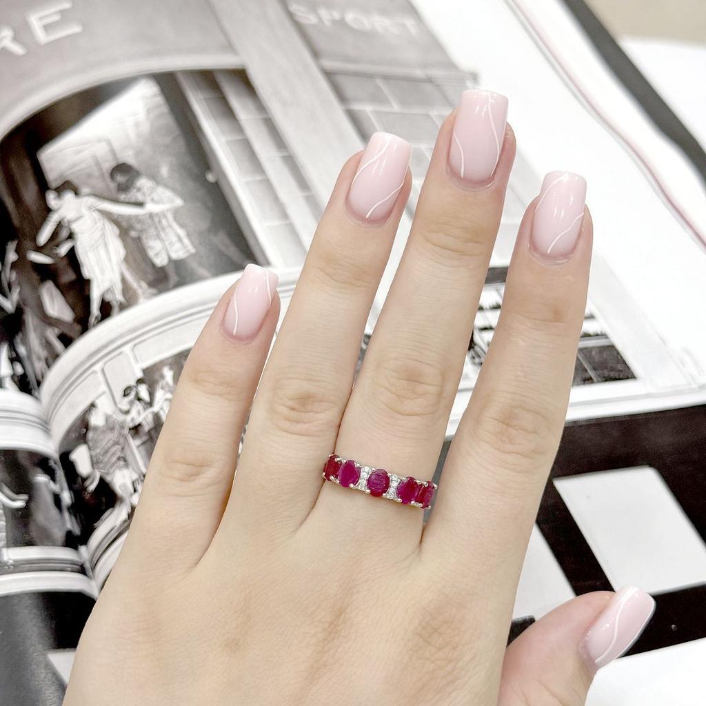 Silver Ring with Natural Ruby 2.637ct, Cubic Zirconia, Weight of the Product 2.19 G (2165187)