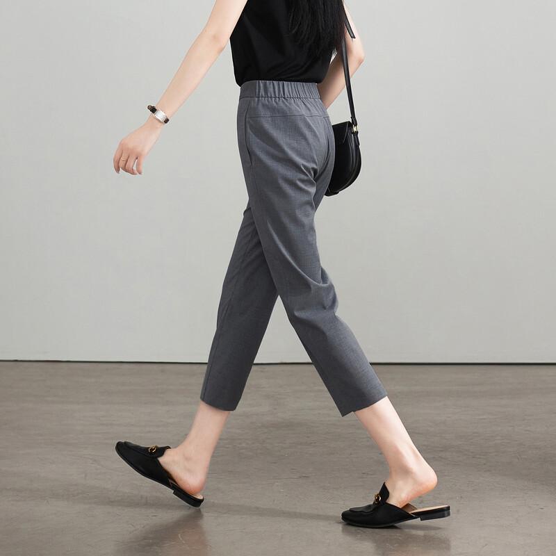 SOFSIL Women's Slim-Fit Cropped Casual Pants