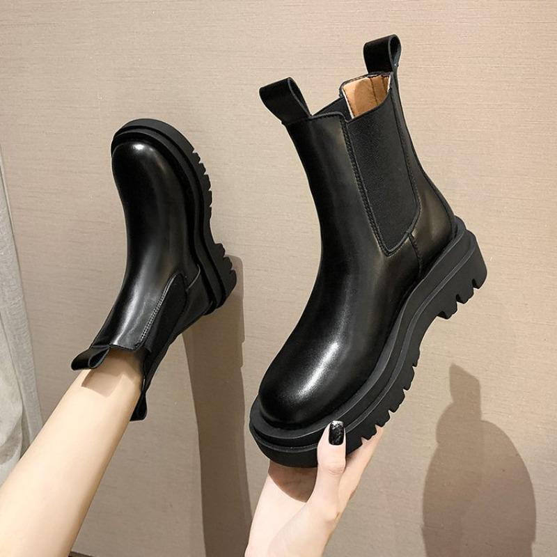 Chelsea Boots Handsome Locomotive Cigarette Tube Short Boots Women's New Autumn and Winter Medium Tube Black Martin Boots Women