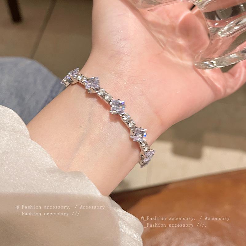 Nádherný korejský zirkonový náramek pro ženy - super lesklý, všestranný a elegantní; Internetový styl celebrit plný diamantový vzhled.