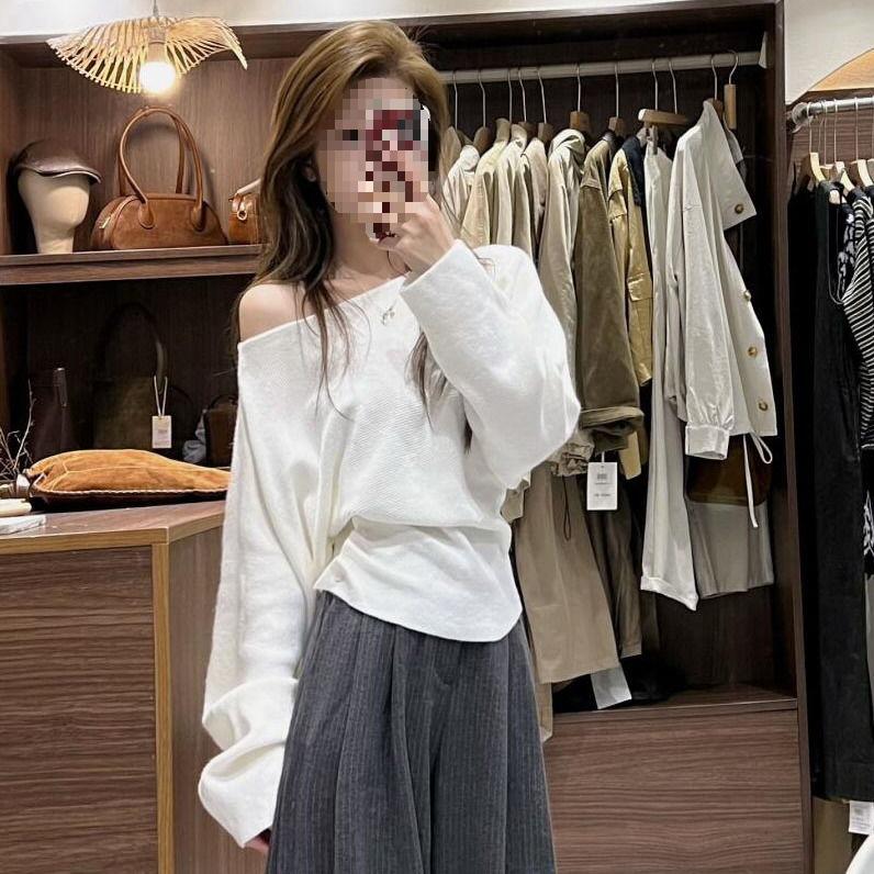 Large size women s clothing French retro sexy slanted shoulder female hottie waist and thin short top S [recommended within 47.5kg]
