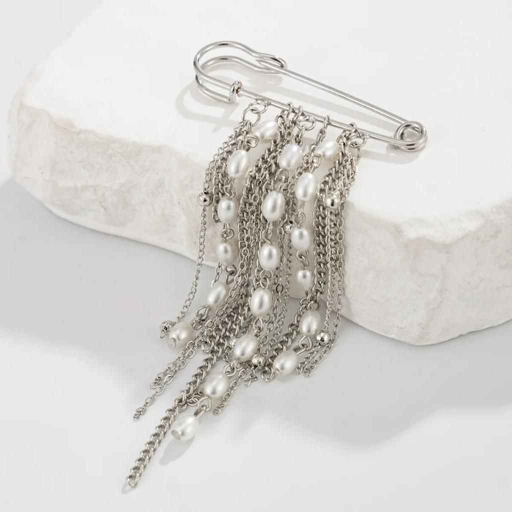 Sweet Cool Metal Chain Tassel Brooches for Women Men Fashion Silver Color Imitation Pearl Beaded Multi-Layer Brooch Jewelry