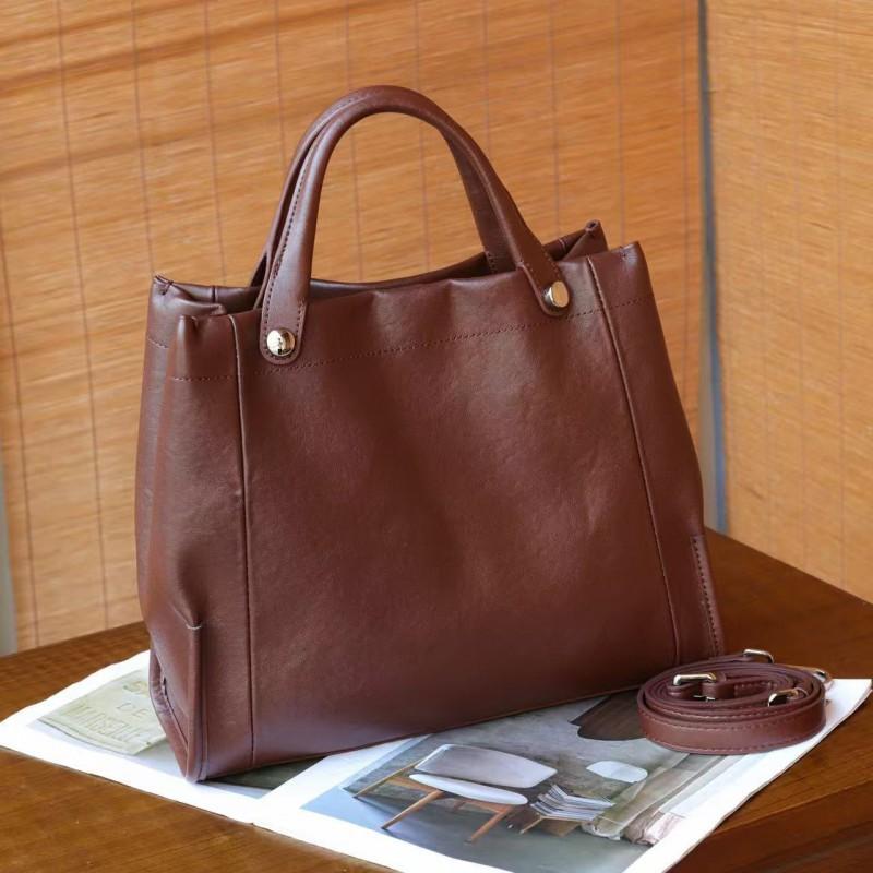 

2025 New Top-layer Vegetable Tanned Cowhide Tote Bag Portable Single-shoulder Large-capacity Commuting All-matching Fashionable Leather Women s 31x12x26 темно-коричневого кольору