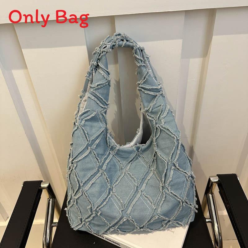 Canvas Tote Bag For Women With Quilted Pattern And Shoulder Strap For Casual Daily Use